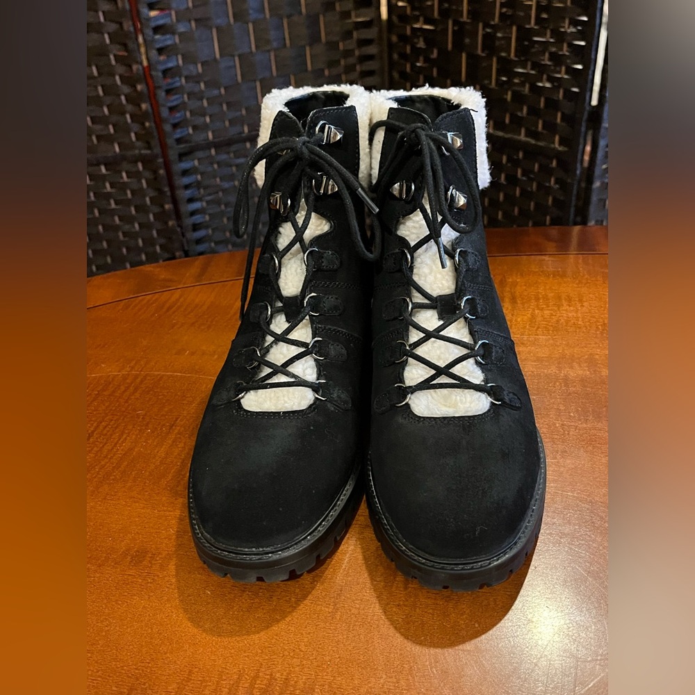 Marc Fisher Hopee Booties black suede w/ white faux fur/ Sherpa trim Lug sole 10 - Picture 2 of 12